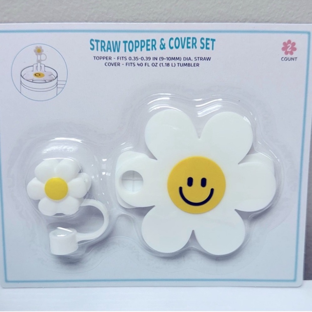 3 for $15 SALE Target Bullseye Daisy Flower Straw Topper & Tumbler Cover Set